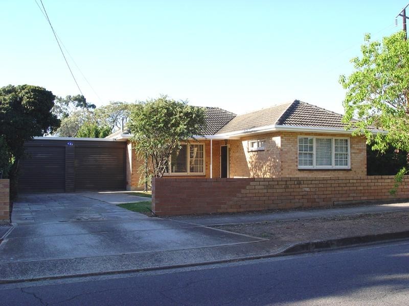 37 LANARK AVENUE, Mitchell Park SA 5043