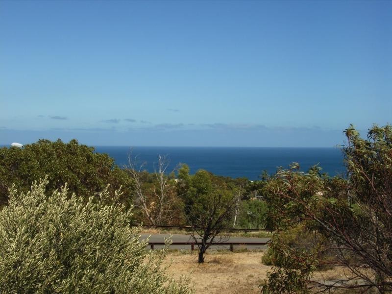 174 PERRY BARR ROAD, Hallett Cove SA 5158