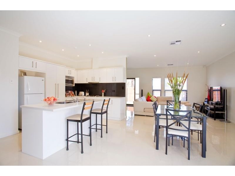 13 Daisy Avenue, Mitchell Park SA 5043