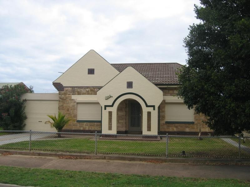 1 Gray Tce, Rosewater SA 5013