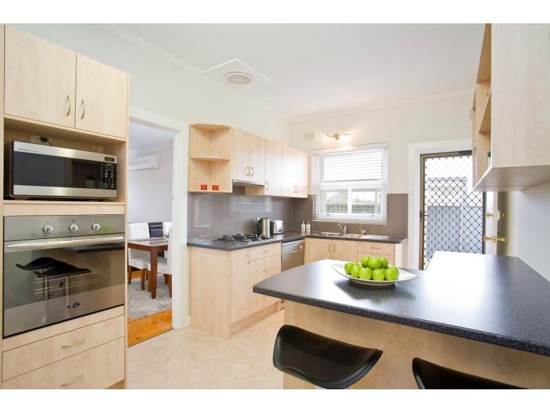 24 Condada Avenue, Park Holme SA 5043