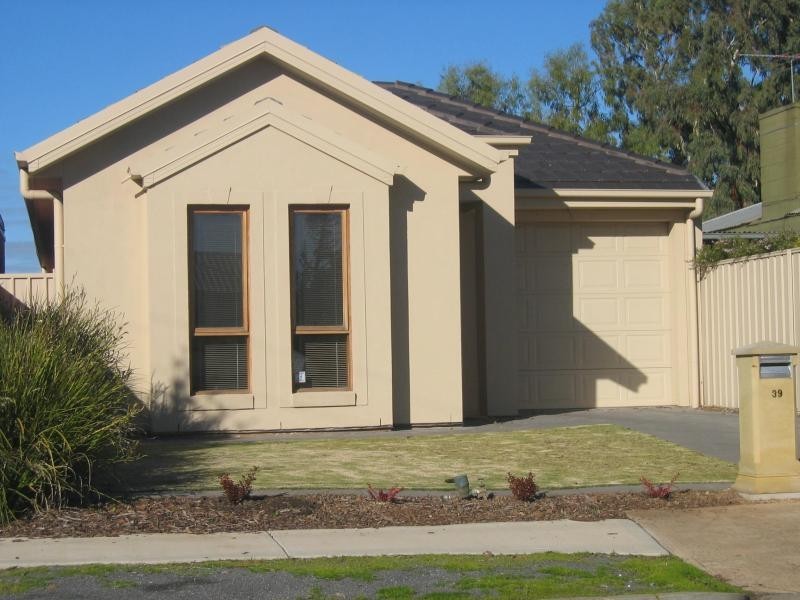 39 Illawarra Avenue, Hove SA 5048