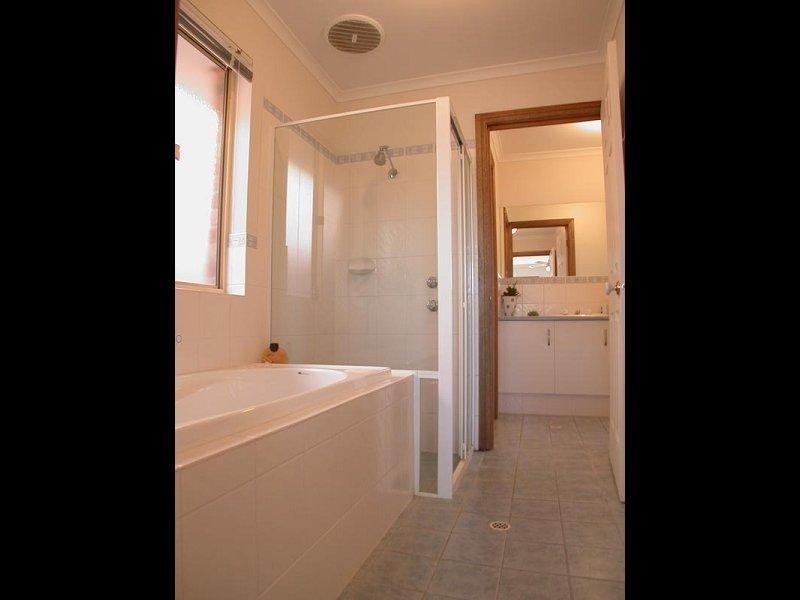 4 Robinson Street, Sheidow Park SA 5158