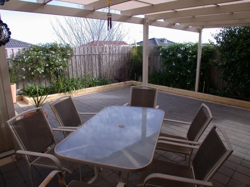 4 Robinson Street, Sheidow Park SA 5158