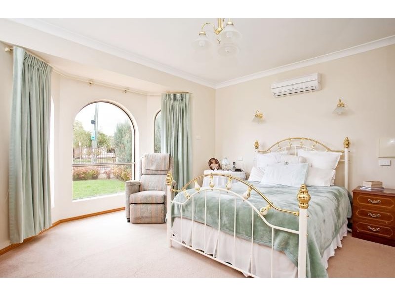 1 Brenton Avenue, South Plympton SA 5038