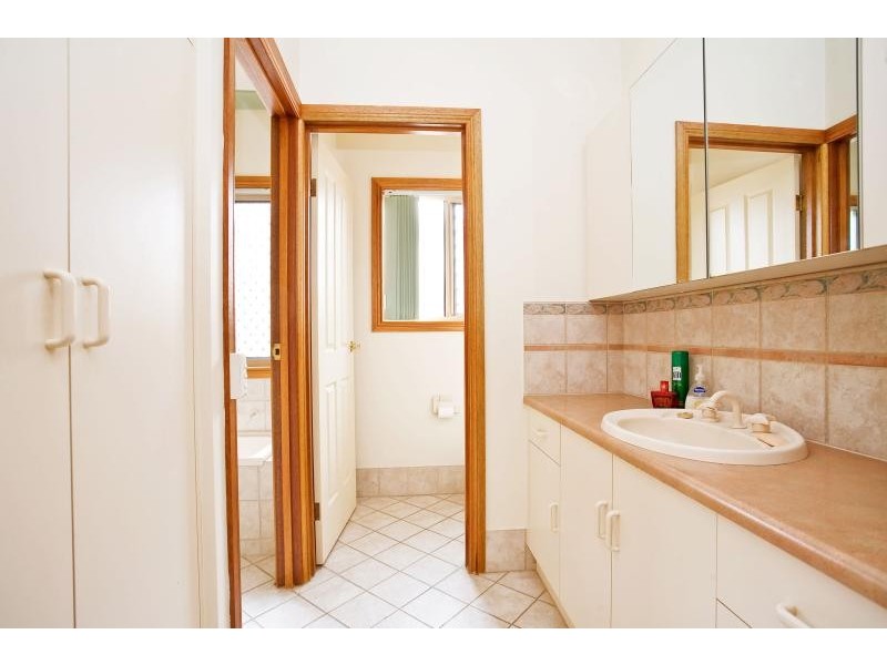 1 Brenton Avenue, South Plympton SA 5038