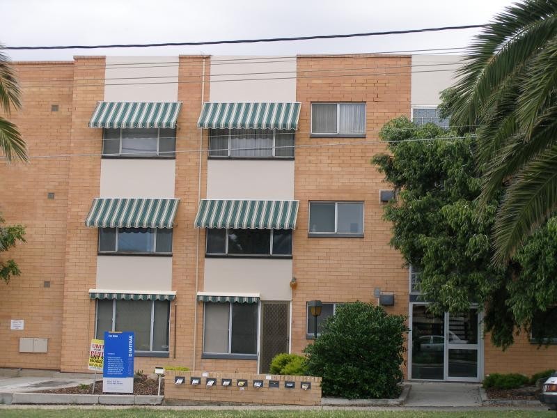Unit 11/23 Military Rd, West Beach SA 5024