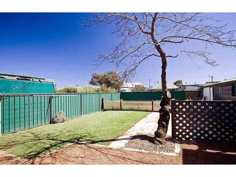 11 James Street, Ethelton SA 5015