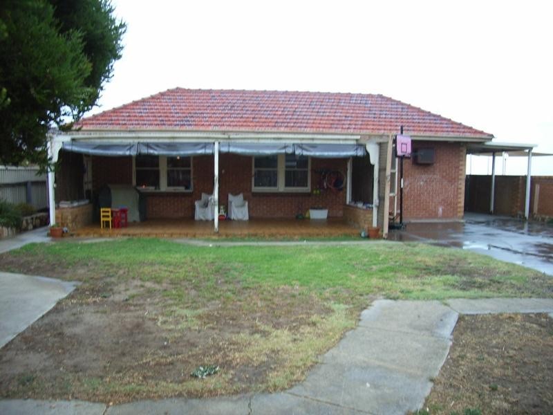 31 North Esplanade, Glenelg North SA 5045