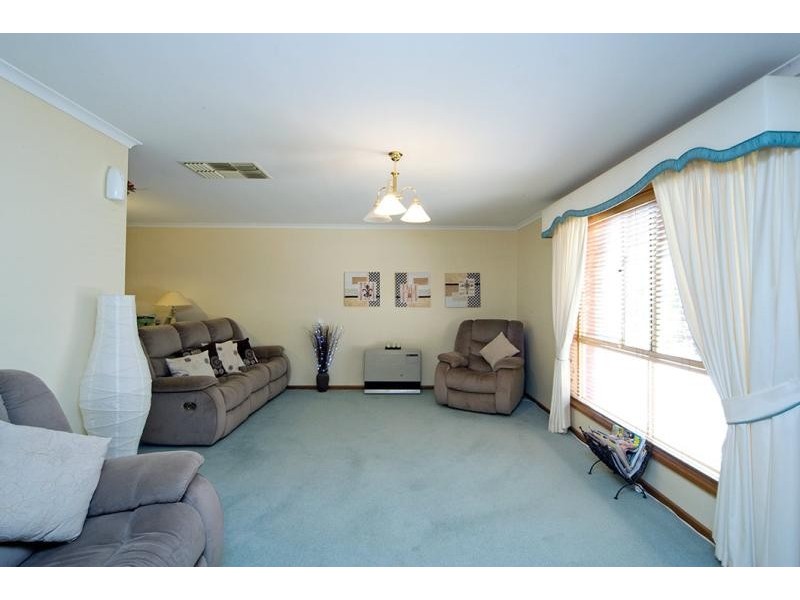 298 Pimpala Road, Woodcroft SA 5162