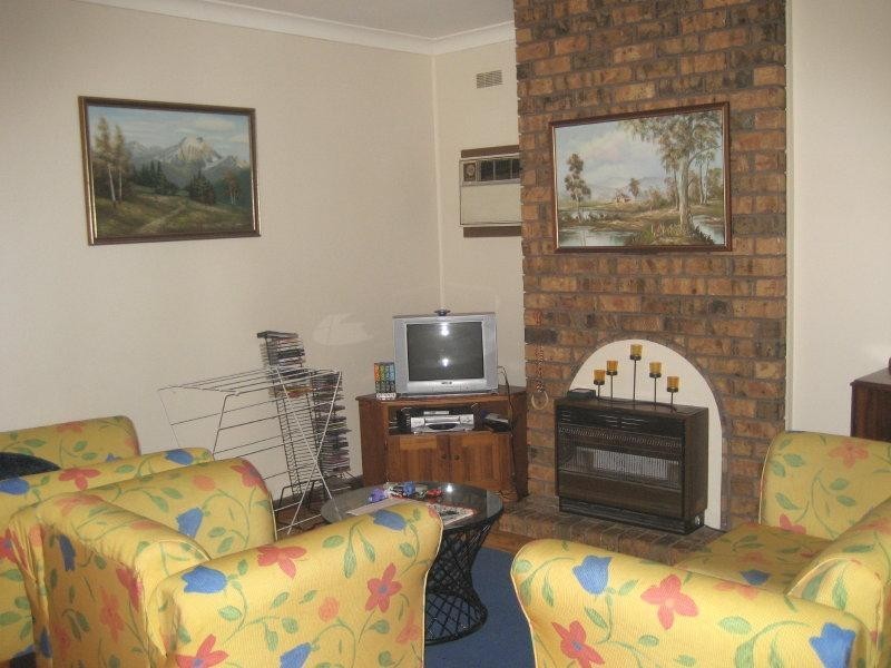1 Yerong Street, Seacombe Gardens SA 5047
