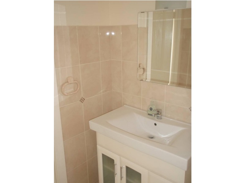 1 Kent Avenue, Seacombe Gardens SA 5047