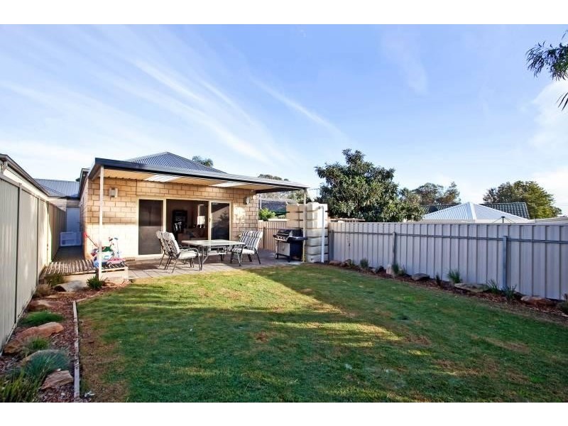 1 Kent Avenue, Seacombe Gardens SA 5047
