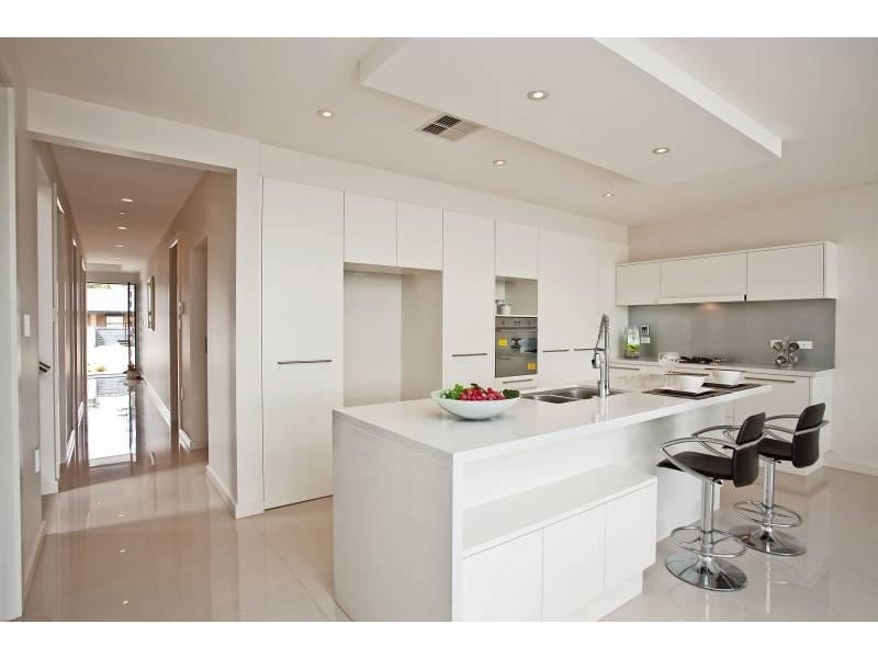 79A Lochside Drive, West Lakes SA 5021