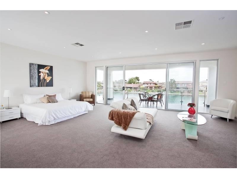 79A Lochside Drive, West Lakes SA 5021