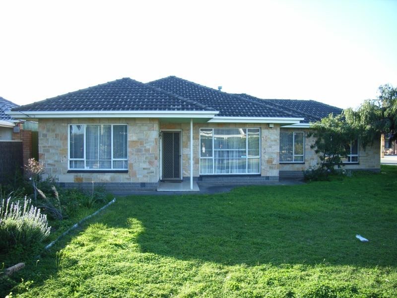 42 Toledo Avenue, West Beach SA 5024