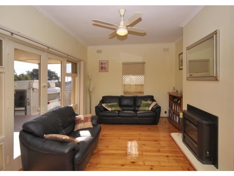 7 Mostyn Road, Darlington SA 5047