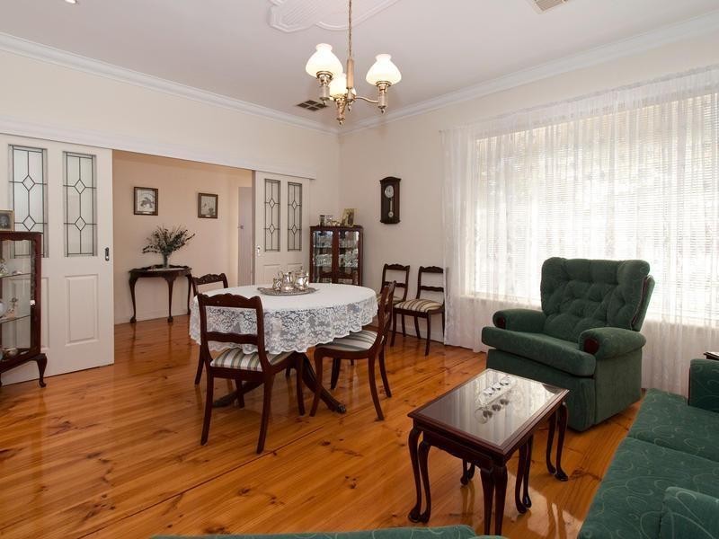 21 Rutland Avenue, Brighton SA 5048