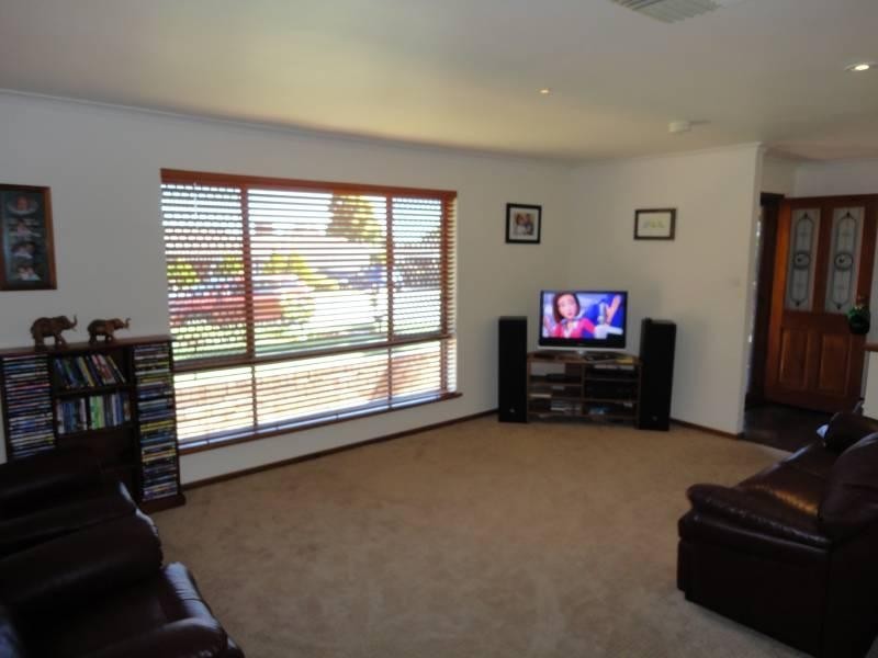 62 Spinnaker Circuit, Sheidow Park SA 5158