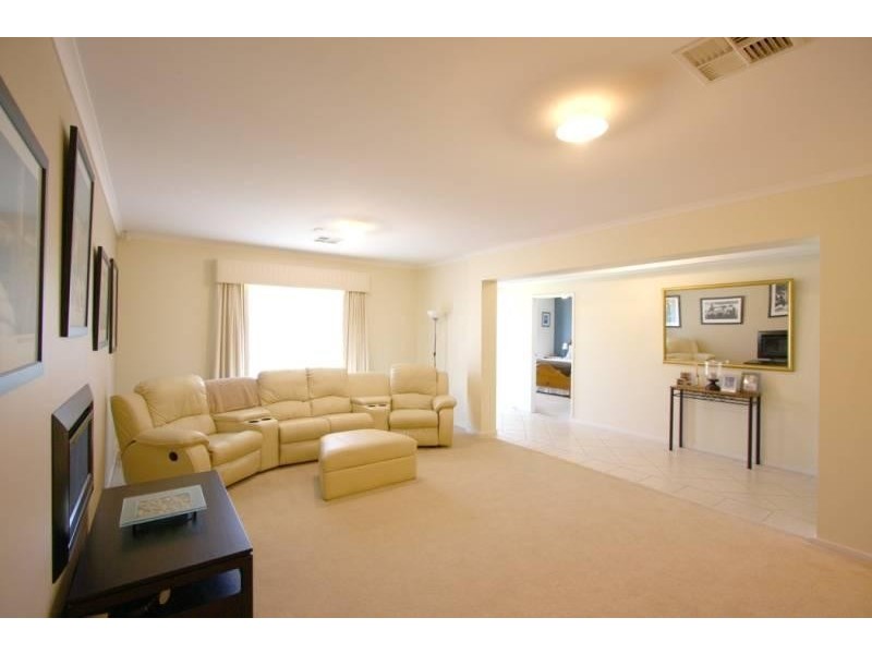 26 Merchant Ave, Mitchell Park SA 5043