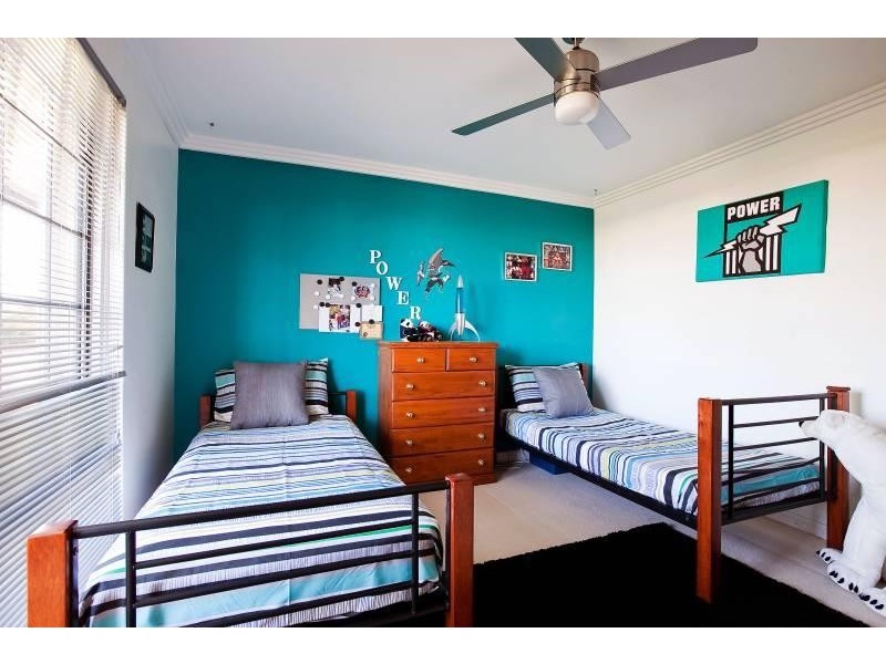 6 Tornado Avenue, Hallett Cove SA 5158