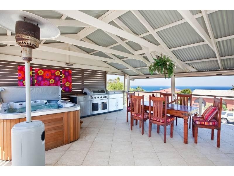 6 Tornado Avenue, Hallett Cove SA 5158