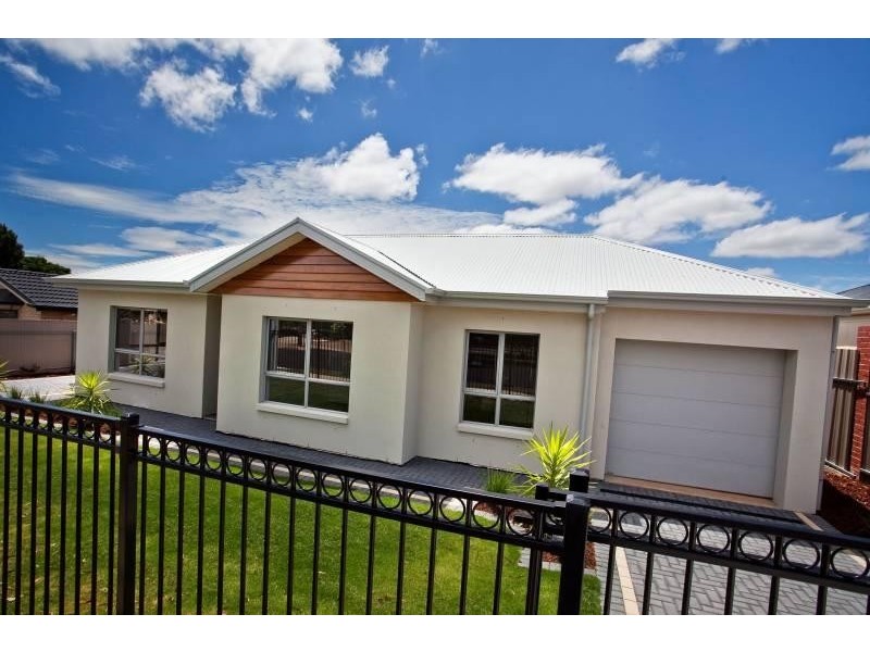 1 Sherwood Avenue, Sturt SA 5047