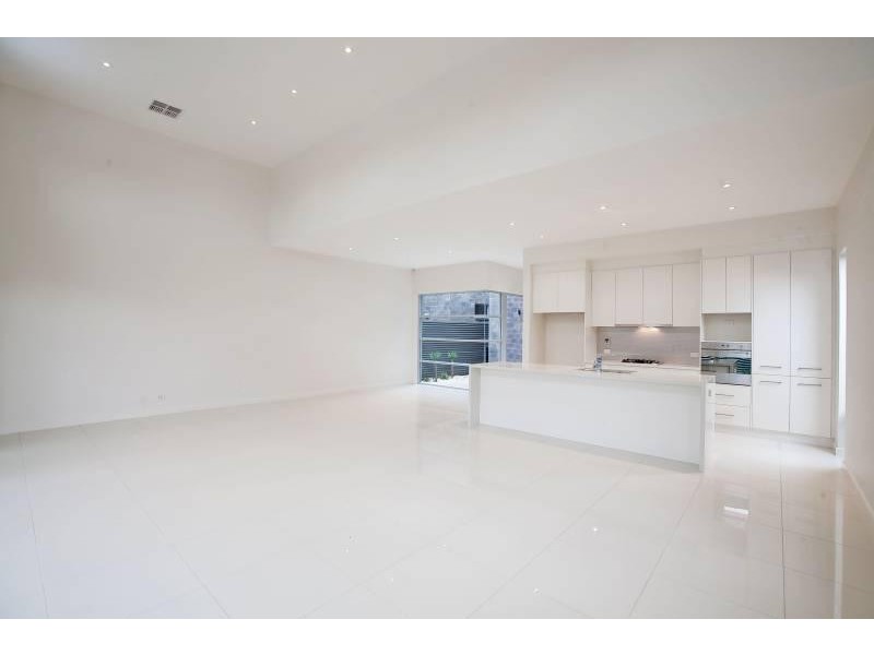 11a Gray Street, West Beach SA 5024