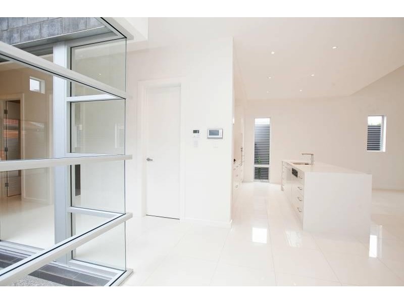 11a Gray Street, West Beach SA 5024