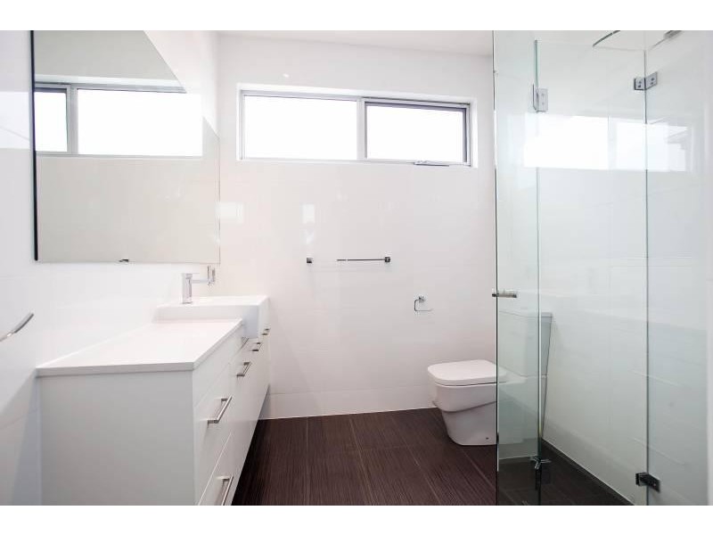 11a Gray Street, West Beach SA 5024