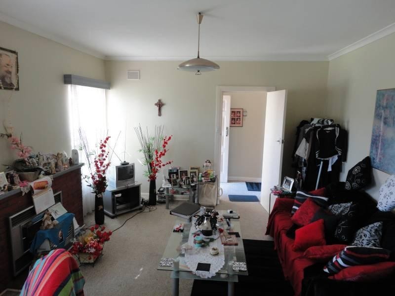 1 Washington Crescent, Findon SA 5023