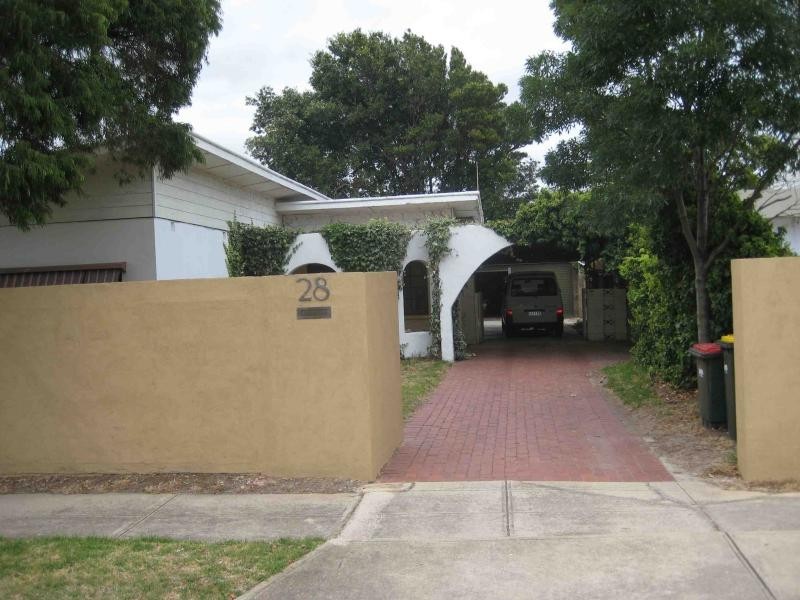 28 Warren Avenue, Glenelg North SA 5045