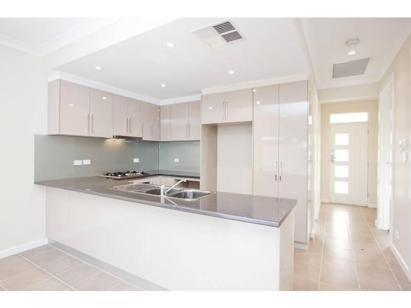 37 Thorne Crescent, Mitchell Park SA 5043