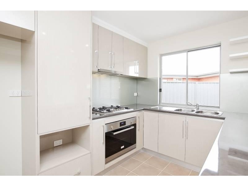 35a Thorne Crescent, Mitchell Park SA 5043