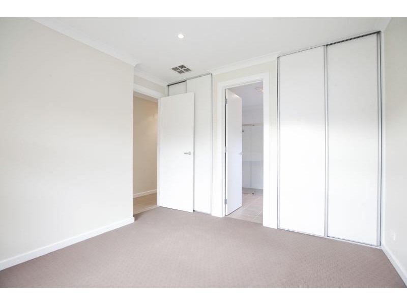 35a Thorne Crescent, Mitchell Park SA 5043