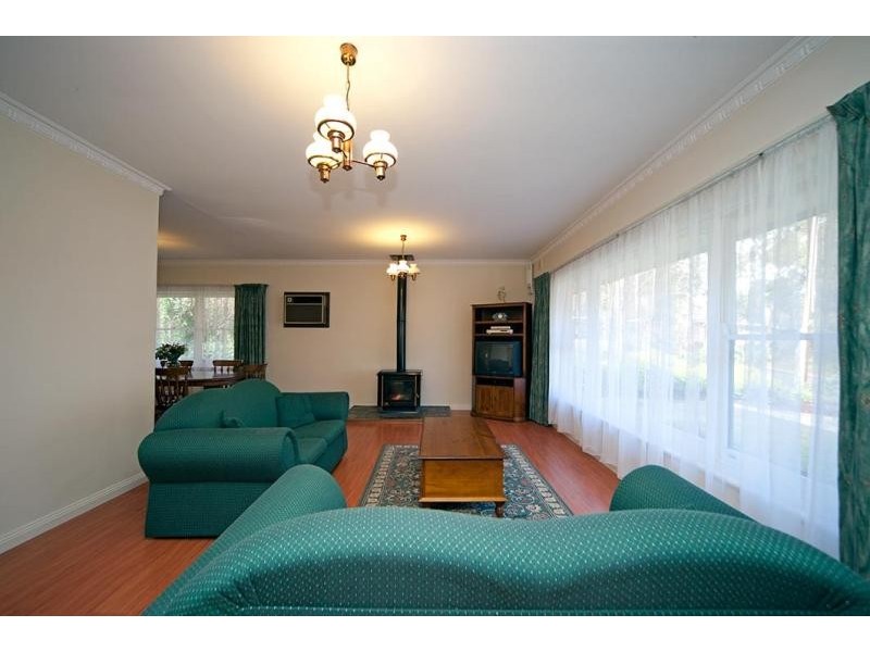 6 Yalpara Street, Eden Hills SA 5050