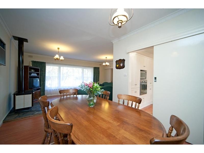 6 Yalpara Street, Eden Hills SA 5050