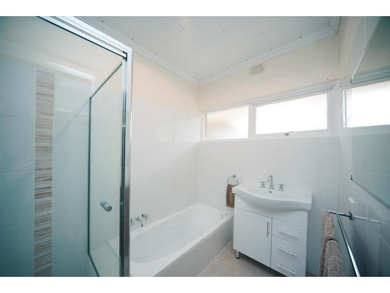 6 Yalpara Street, Eden Hills SA 5050