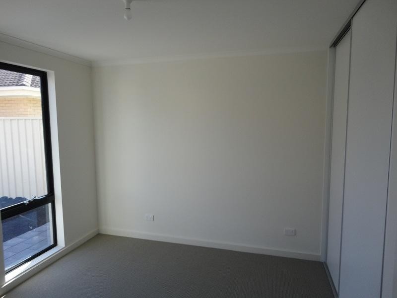 1A Sixth Avenue, Warradale SA 5046