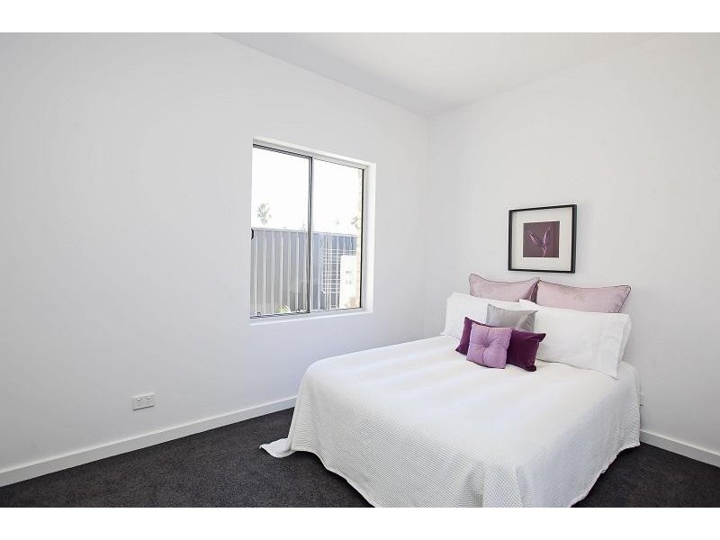 15 Limbert Avenue, Seacombe Gardens SA 5047