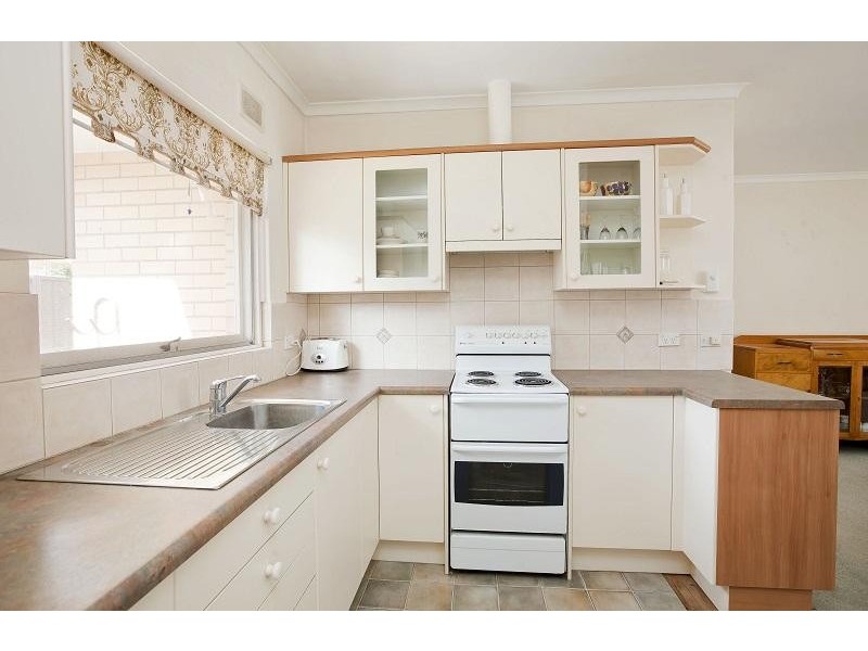 5 .25 Sturt Road, Brighton SA 5048