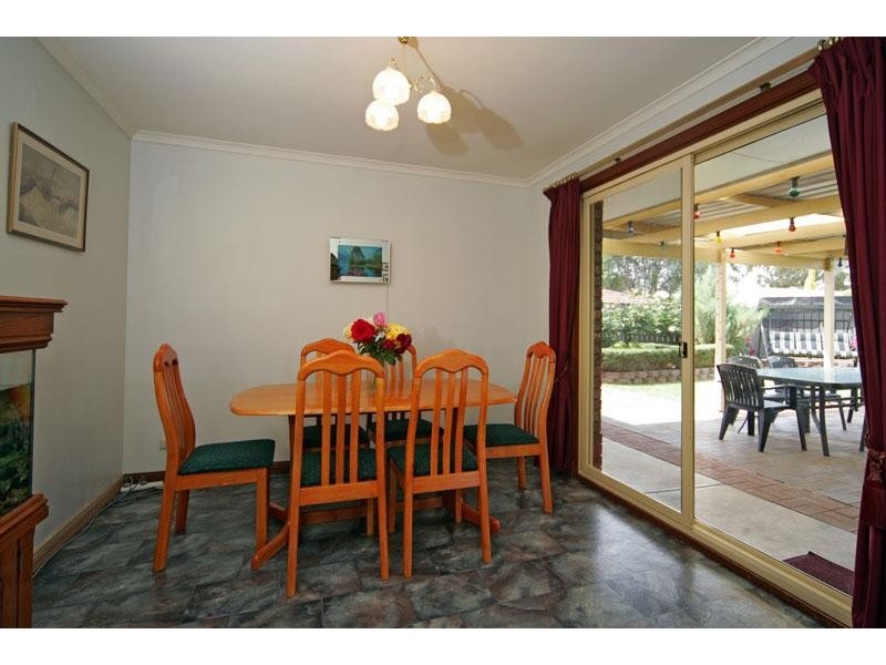 18 MONCUR STREET, Woodcroft SA 5162