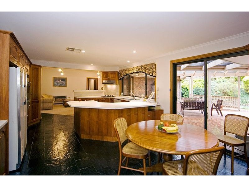 76 KINGFISHER CIRCUIT, Flagstaff Hill SA 5159