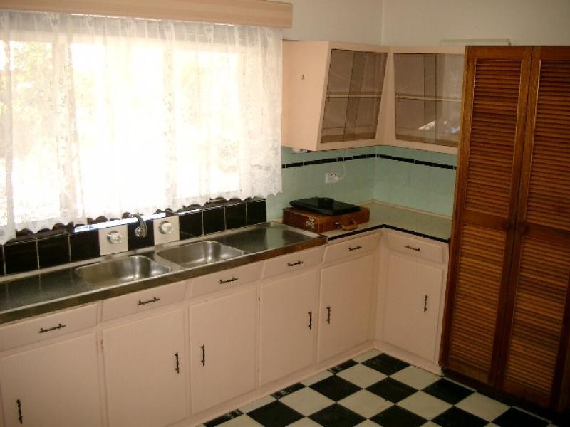 52 CHIEF STREET, Brompton SA 5007