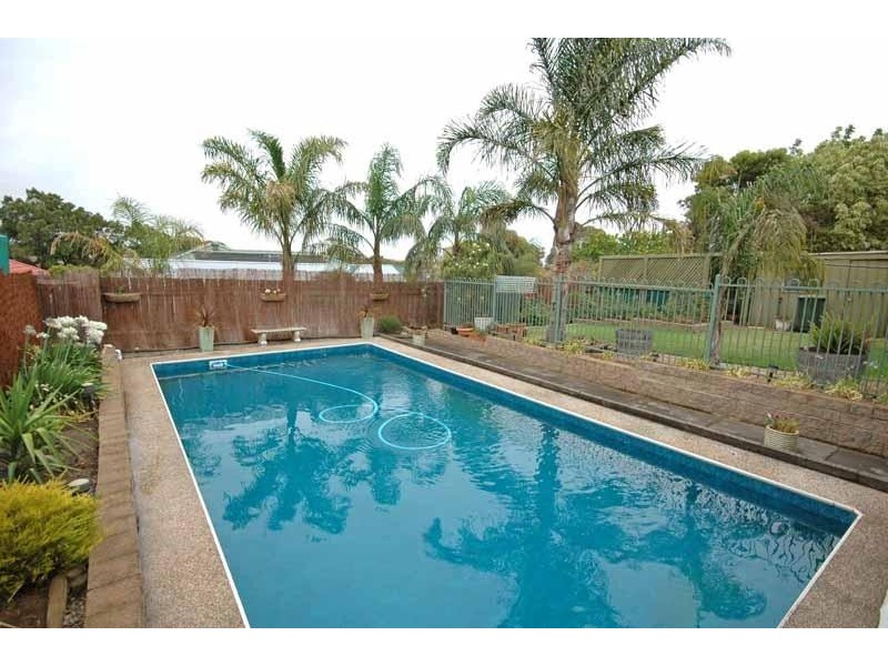 37 GRAND CENTRAL AVENUE, Hallett Cove SA 5158