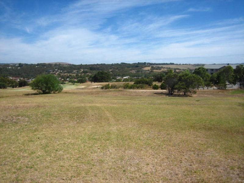 6 EMMA COURT, Mccracken SA 5211