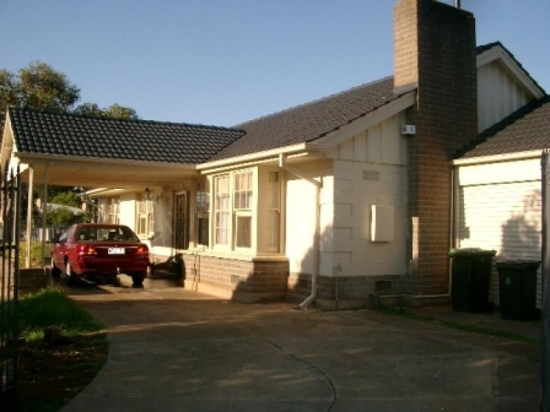 9 Winklebury Road, Elizabeth Vale SA 5112