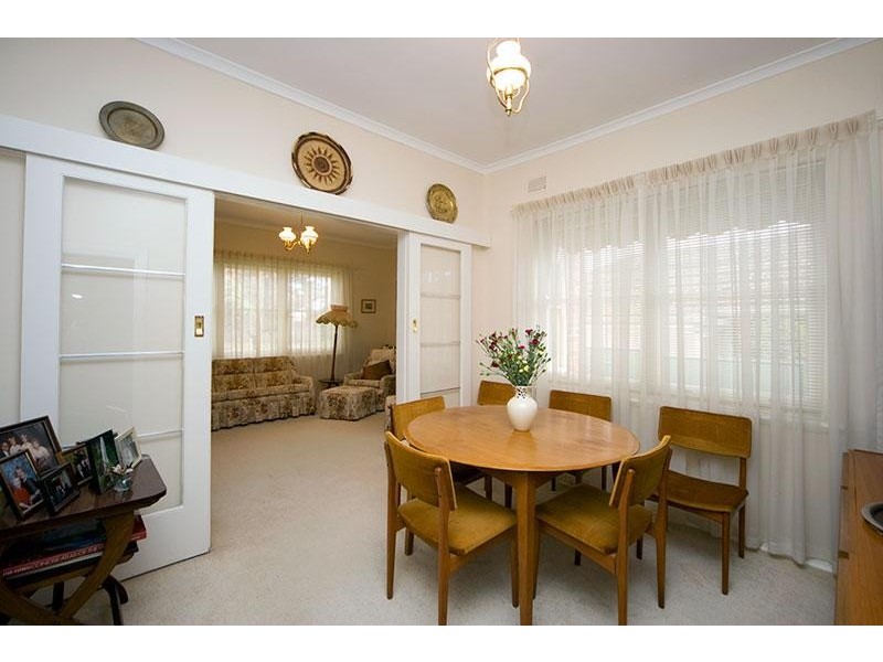 11 INVERNESS AVENUE, St Georges SA 5064