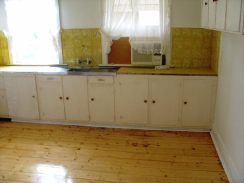 4 STUART ROAD, South Plympton SA 5038