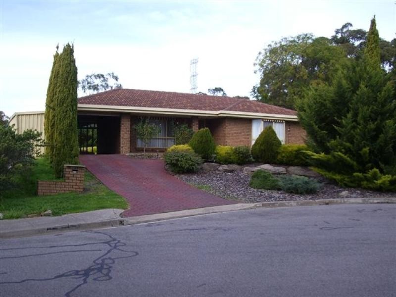 10 LA SALLE COURT, Happy Valley SA 5159